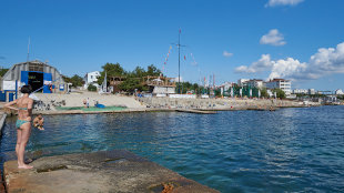 База отдыха Яхт-клуба Юг в бухте Омега в Севастополе